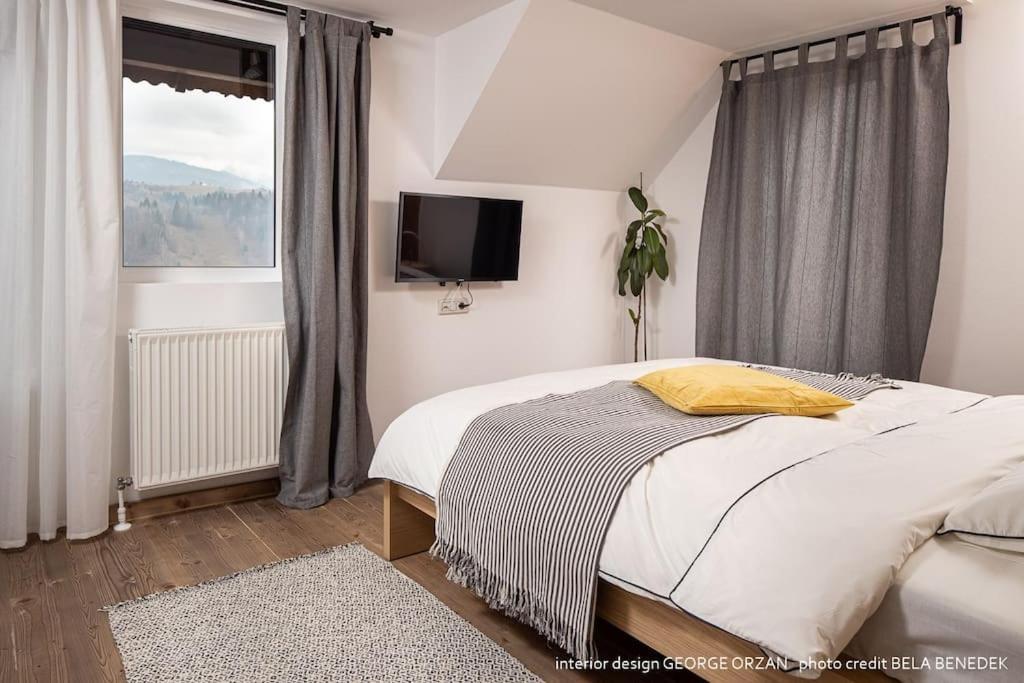 Casa269B - Cozy House With Scandinavian Design モイエチウ・デ・ジョス エクステリア 写真