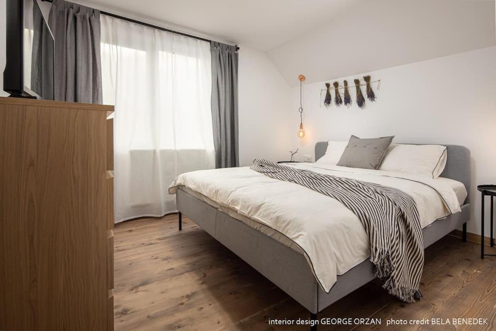 Casa269B - Cozy House With Scandinavian Design モイエチウ・デ・ジョス エクステリア 写真